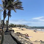 Surf Pod - - 100m From Lägenhet Costa Teguise
