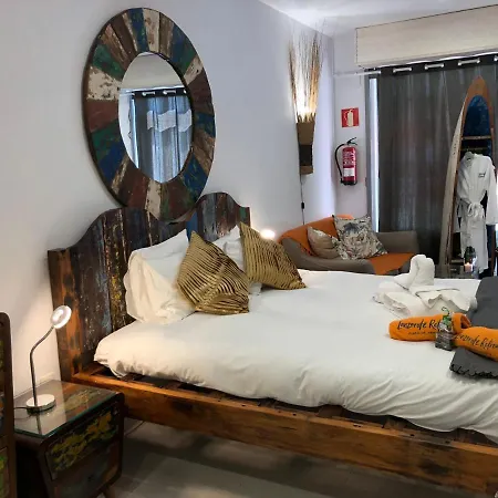 Surf Pod - - 100m From Daire Costa Teguise